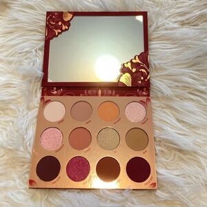 12-Shade Eyeshadow Palette